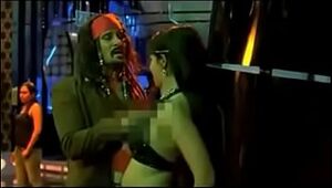 Rajapattai Vikram Boobs squueze (Sensored) - pls w